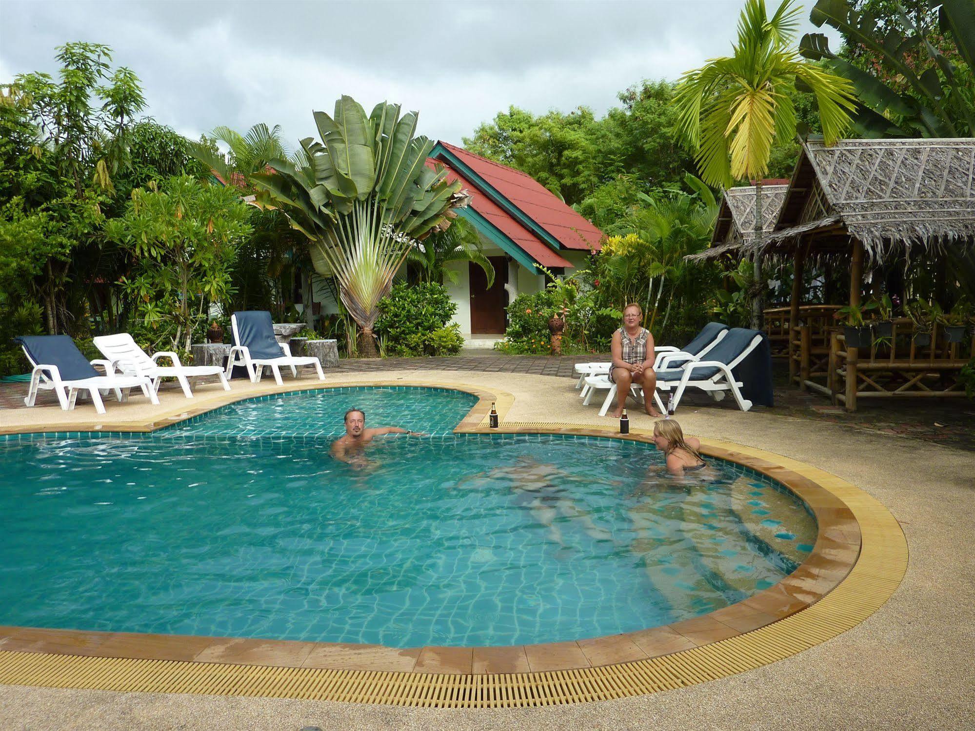 Ladda Resort Khao Lak Esterno foto